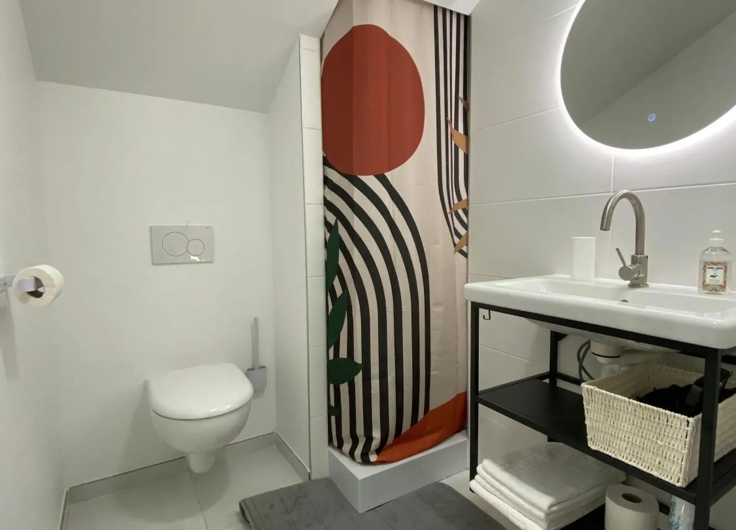 Holiday home La Ressource Malix, Spa, Panoramic View, Spacious Tenay