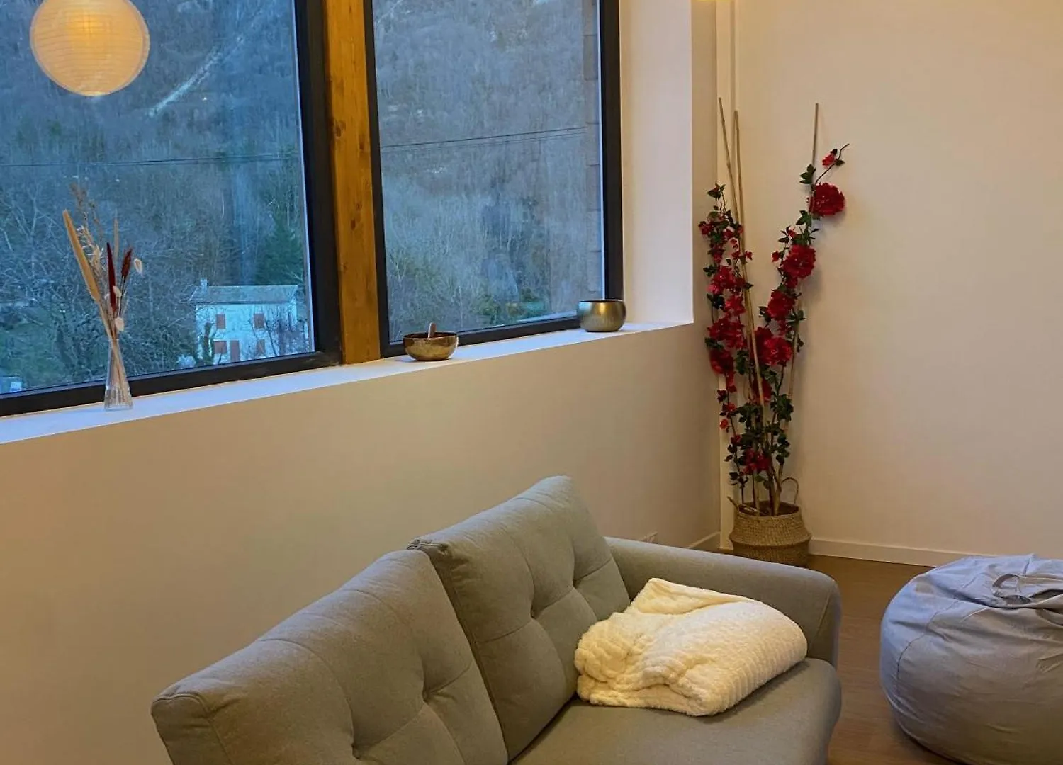 Holiday home La Ressource Malix, Spa, Panoramic View, Spacious Tenay